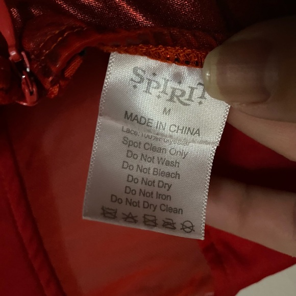 Flawed! Circus costume red with lace bodice detailing has pulled seam needs love - Picture 9 of 10